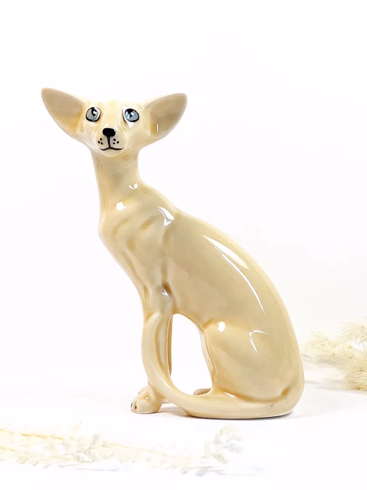 Фигурка Ориентальная кошка