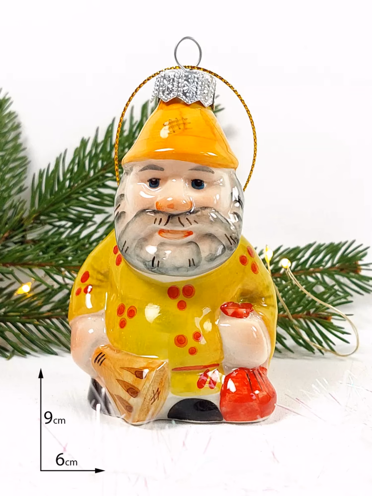 Елочная игрушка фарфоровая Домовенок. Ручная работа